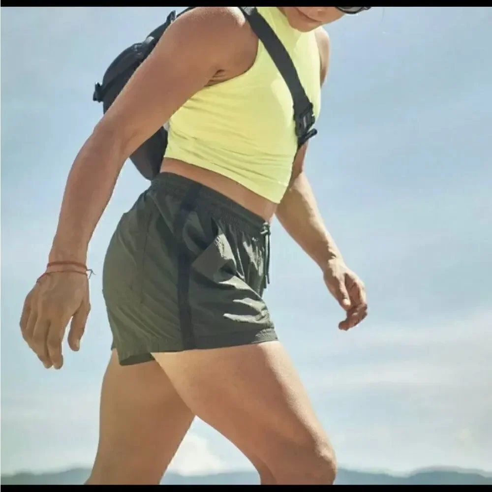 Athleta Olive green Expedition  short